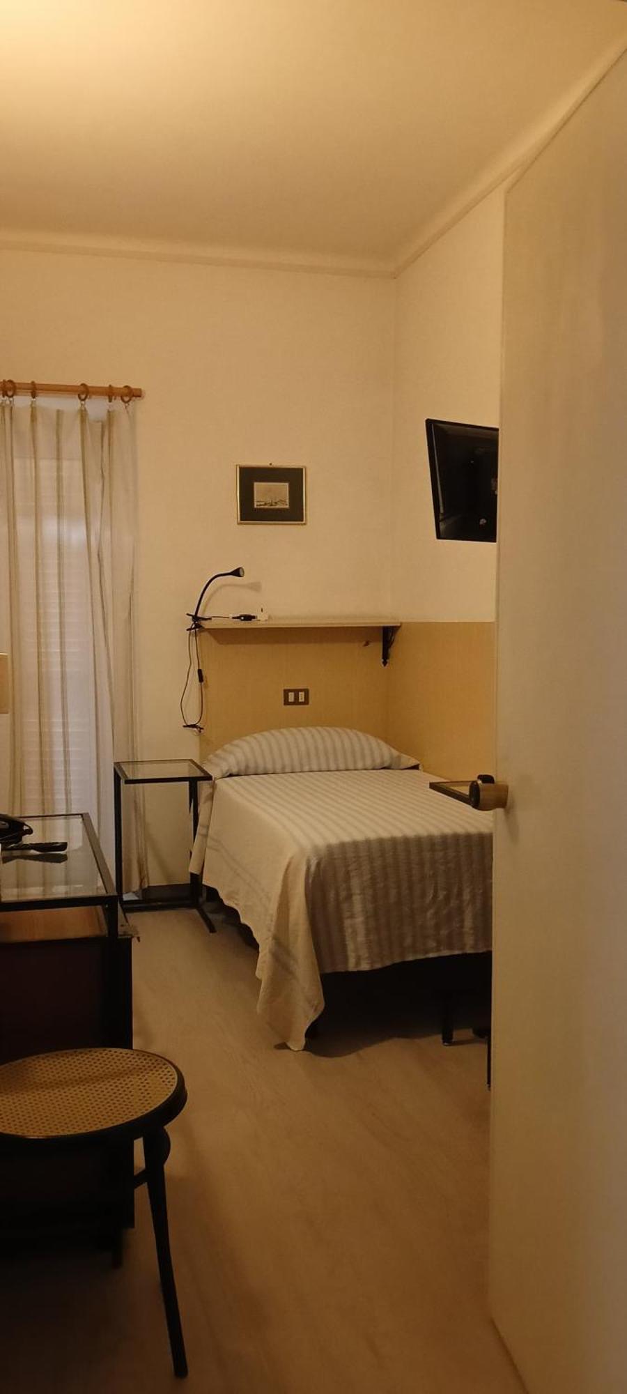 Piccolo Hotel Holiday Center Финале Лигуре Экстерьер фото
